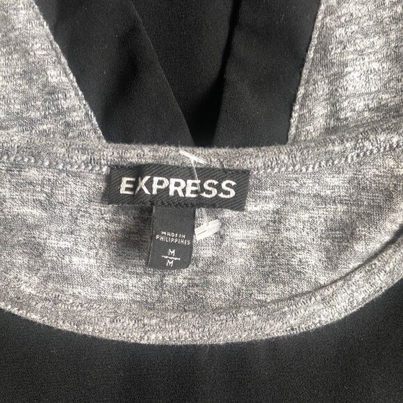 Slit Open Back Short Sleeve blouse - Picture 6 of 8